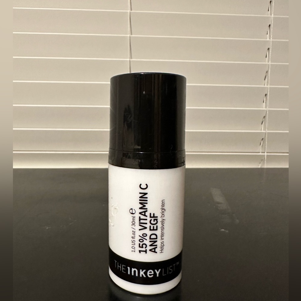 The inkey list 15% vitamin c and egf brightening serum